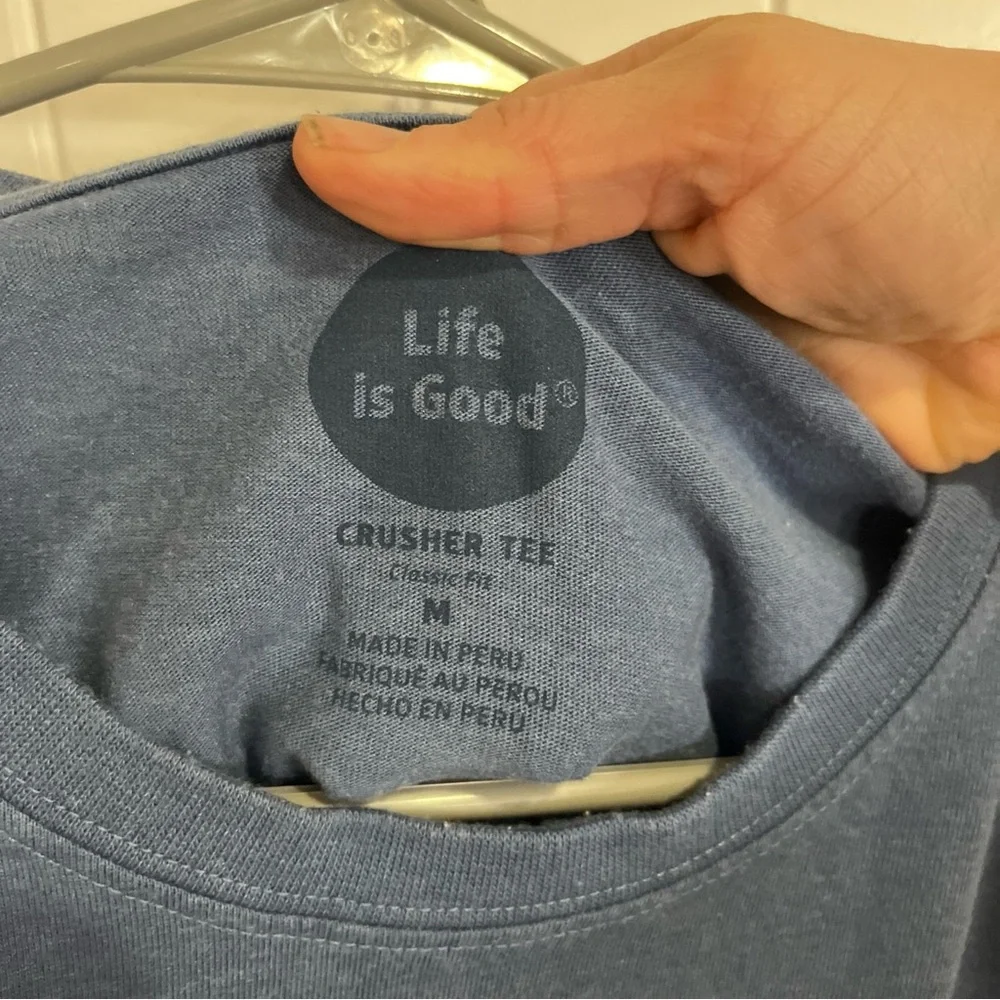 Life is Good Blue Women’s Long Sleeve Shirt Size M Land That I Love EUC - Picture 5 of 8